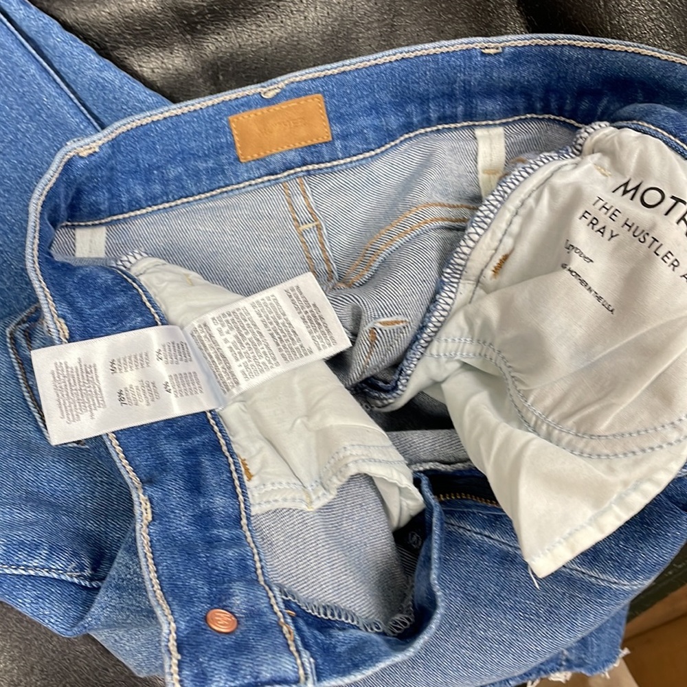 New MOTHER The Hustler High-Rise Ankle Fray Jeans in Layover!!🔥🔥🔥 - Picture 16 of 16